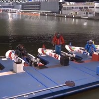 ボラが跳ね驚く遠藤エミ選手