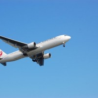 飛行機代は自腹・・・？