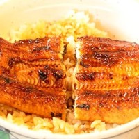 「ピットイン」の「鰻丼」