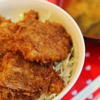 「こめ蔵」の「ソースカツ丼」
