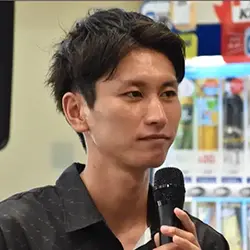 鈴谷一平選手は大山千広選手と噂あり