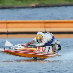 倉持莉々の旦那の金子拓矢