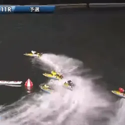 西山貴浩が転覆する直前の様子