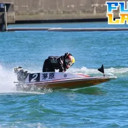 転覆失格となった茅原悠紀