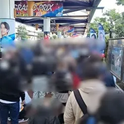 オープニングセレモニー前にすでに大行列のグランプリ