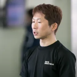 ここ数年中辻にペラの調整を教えてもらっている