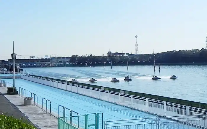 ボートレース（競艇）の攻略では風向き・風速は最重要！風向きごとの有利不利や影響をチェック！
