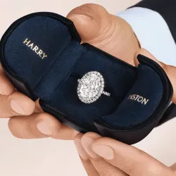 結婚指輪はハリー・ウィンストン