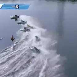 外からの見事なまくりを見せる中村