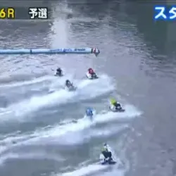 まくりを決めようとする西川新太郎