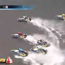 3号艇・島倉がインからまくり差し